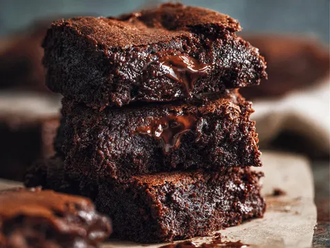 Chokladbrownies - sega och kladdiga – fotograferad ovanifrån
